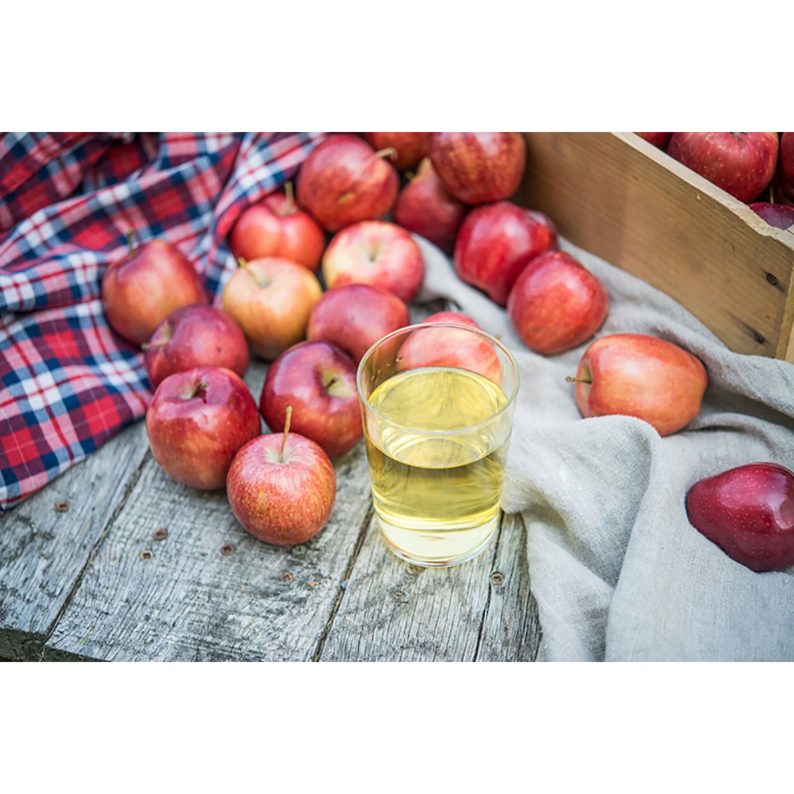 Organic honey crisp apple juice - Wellsley Farms