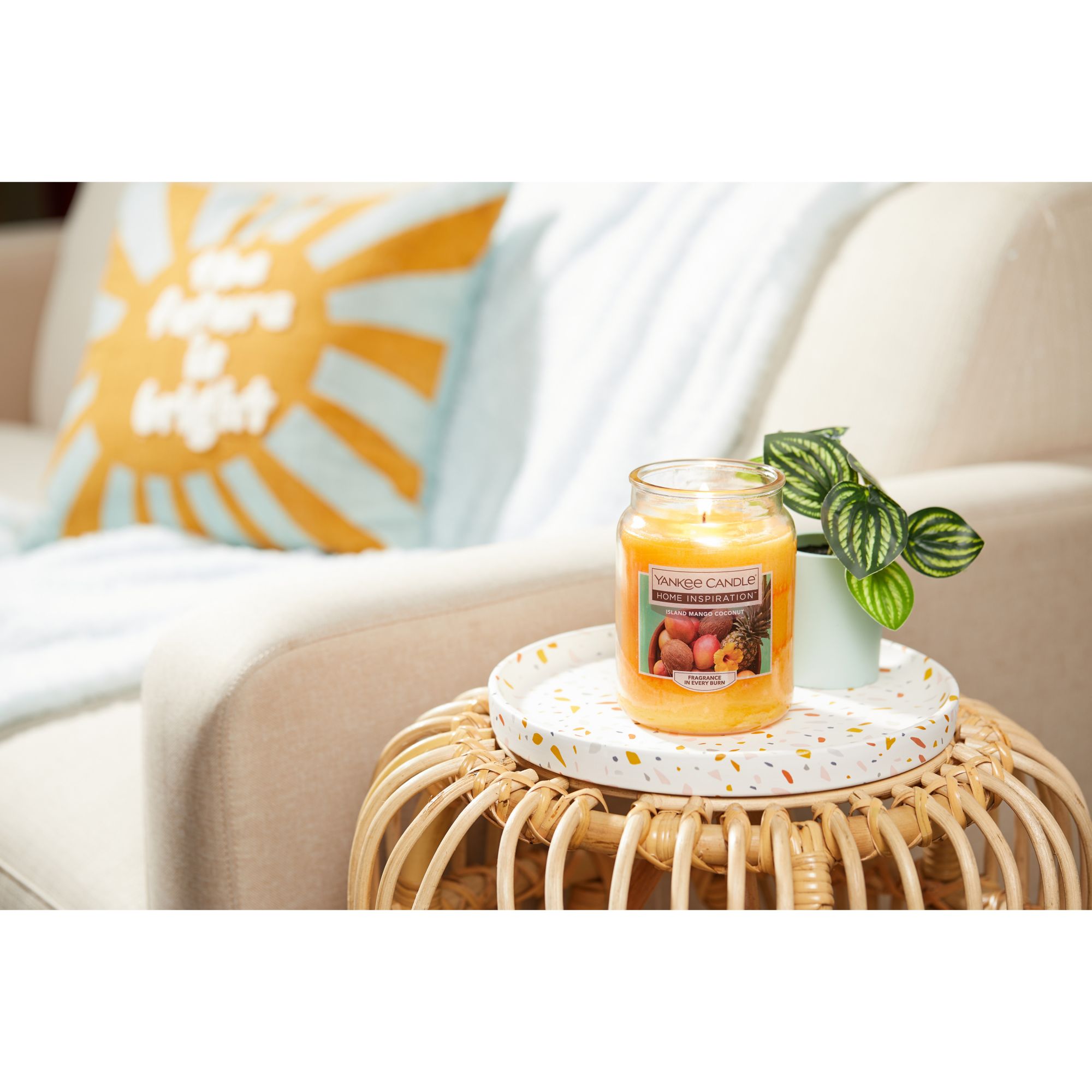 Yankee Candle Home Inspiration Cozy Up Candle, 19 oz.