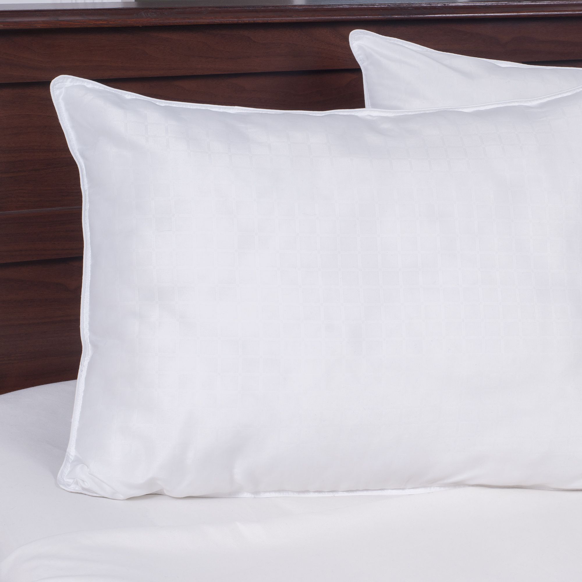 Cozy Essentials 4-Pack Standard Soft Down Alternative Bed Pillow in the Bed  Pillows department at