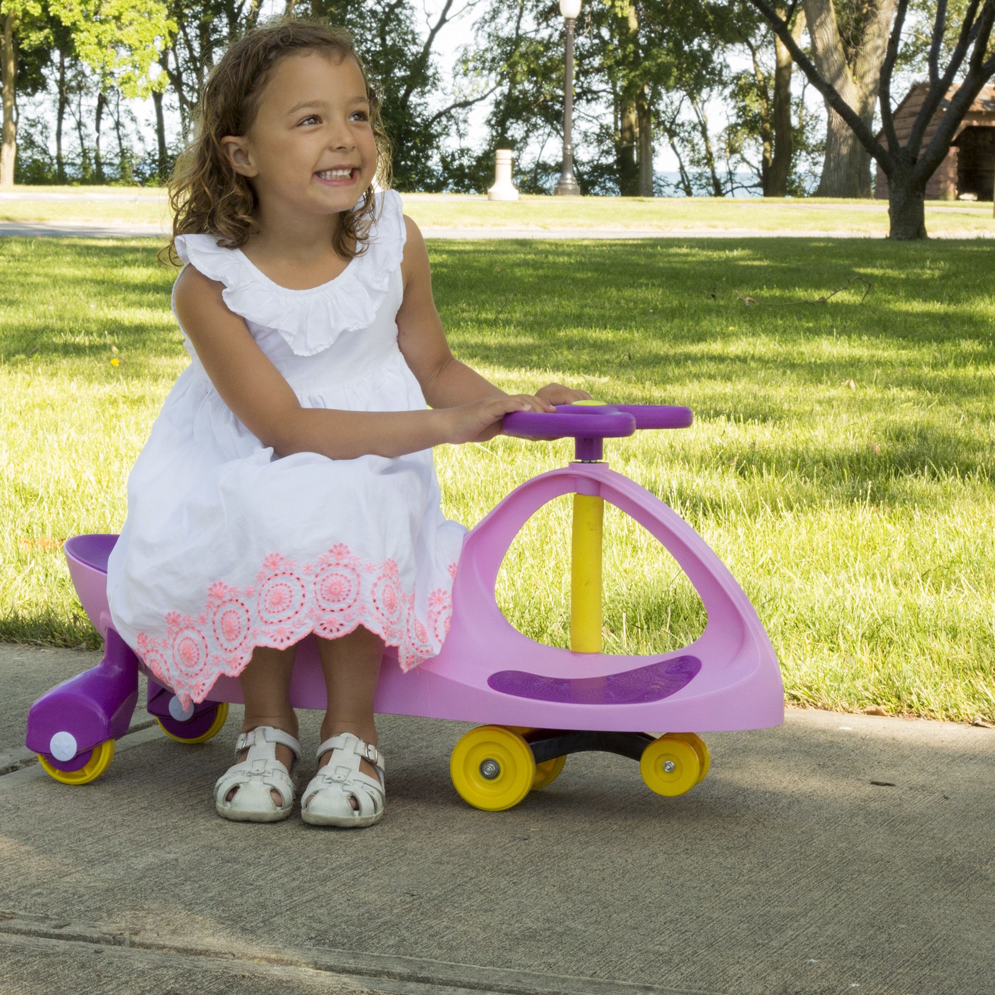 little rider wiggle ride on car