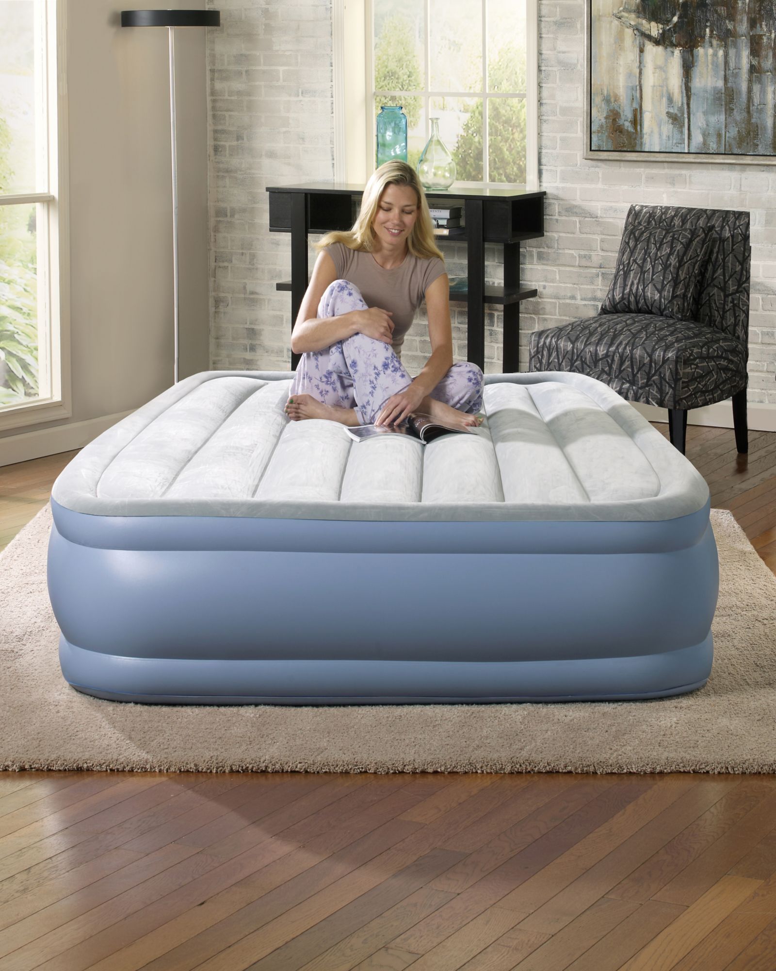 Simmons Beautyrest Hi Loft Full-Size Raised Airbed