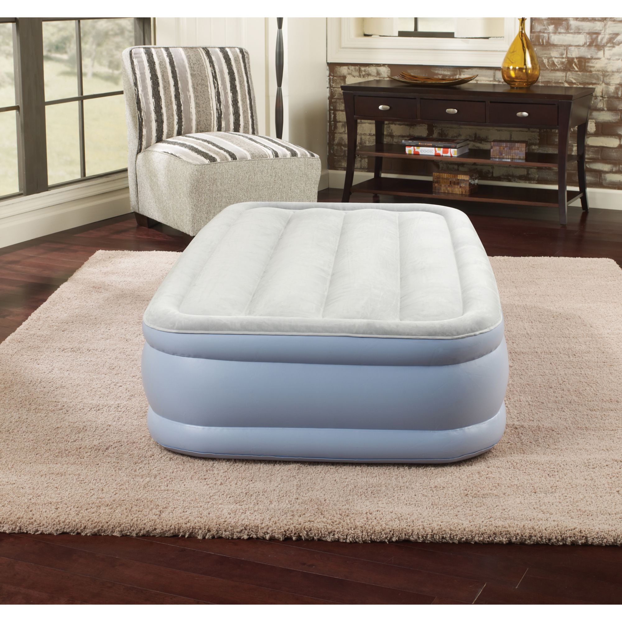 Simmons Rest Aire 17 Twin Air Mattress with Built-in Pump White/Blue