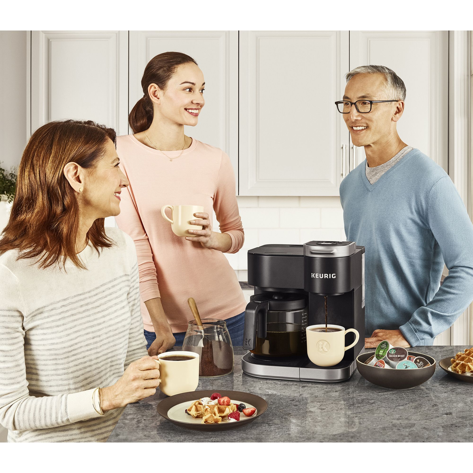 Keurig K-Duo Coffee Maker, Single Serve and 12-Cup Carafe Drip Coffee  Brewer, Compatible with K-Cup Pods and Ground Coffee, Black