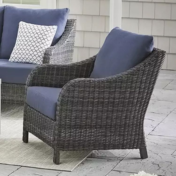 All-weather wicker outdoor furniture