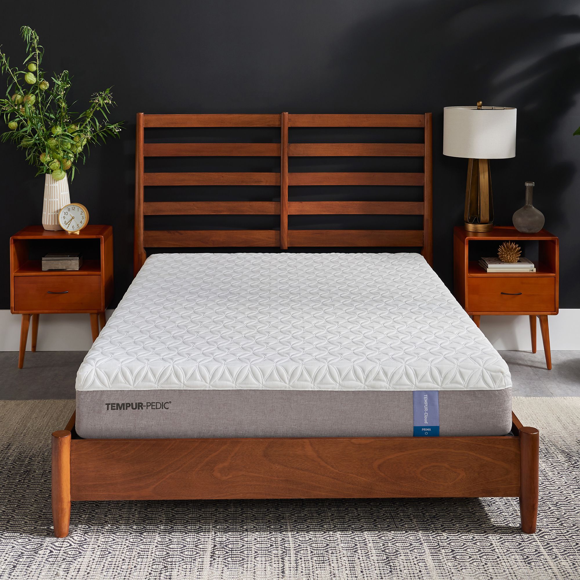 Sealy tempur pedic on sale queen mattress