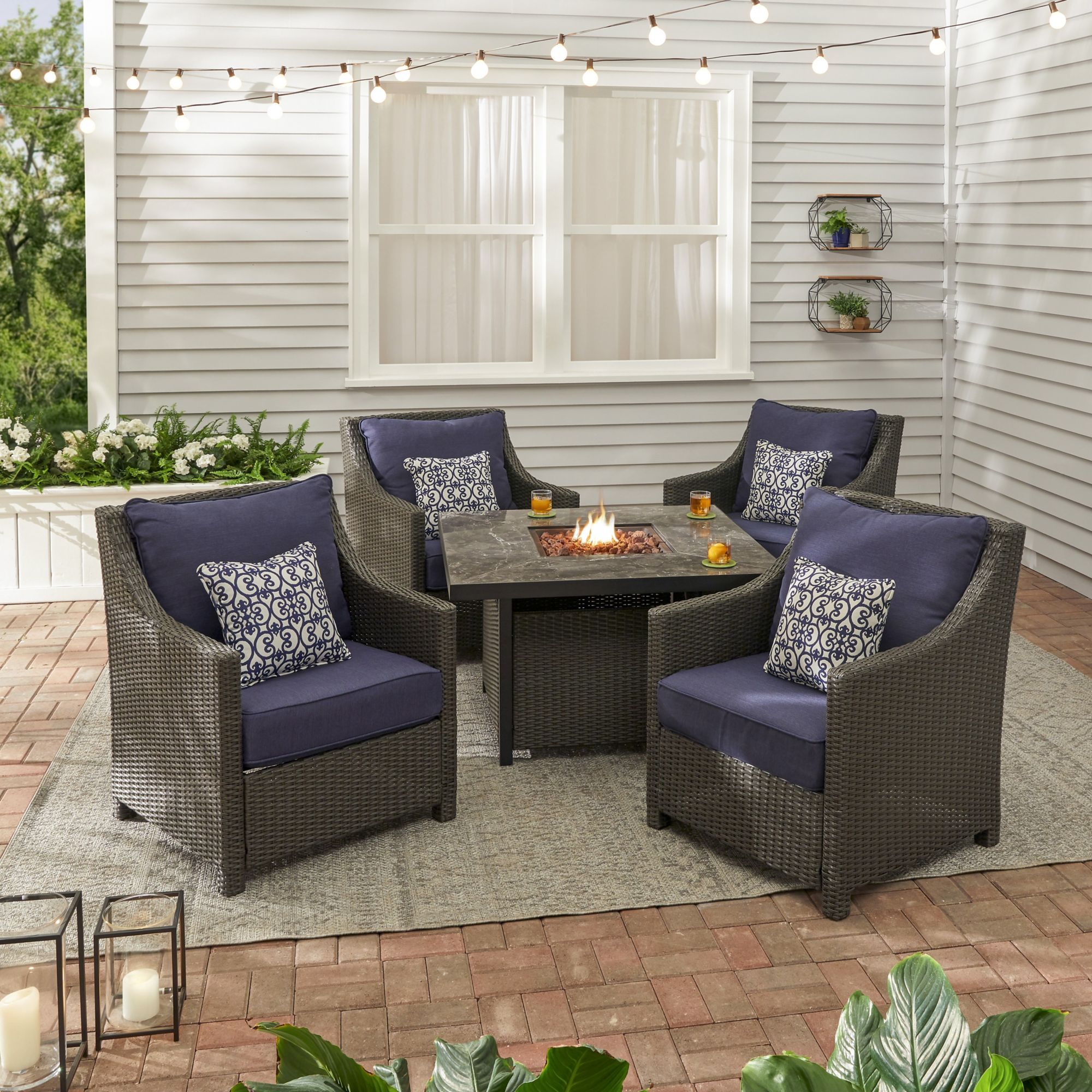 Berkley Jensen Montauk 5PC Fire Chat Set- Blue