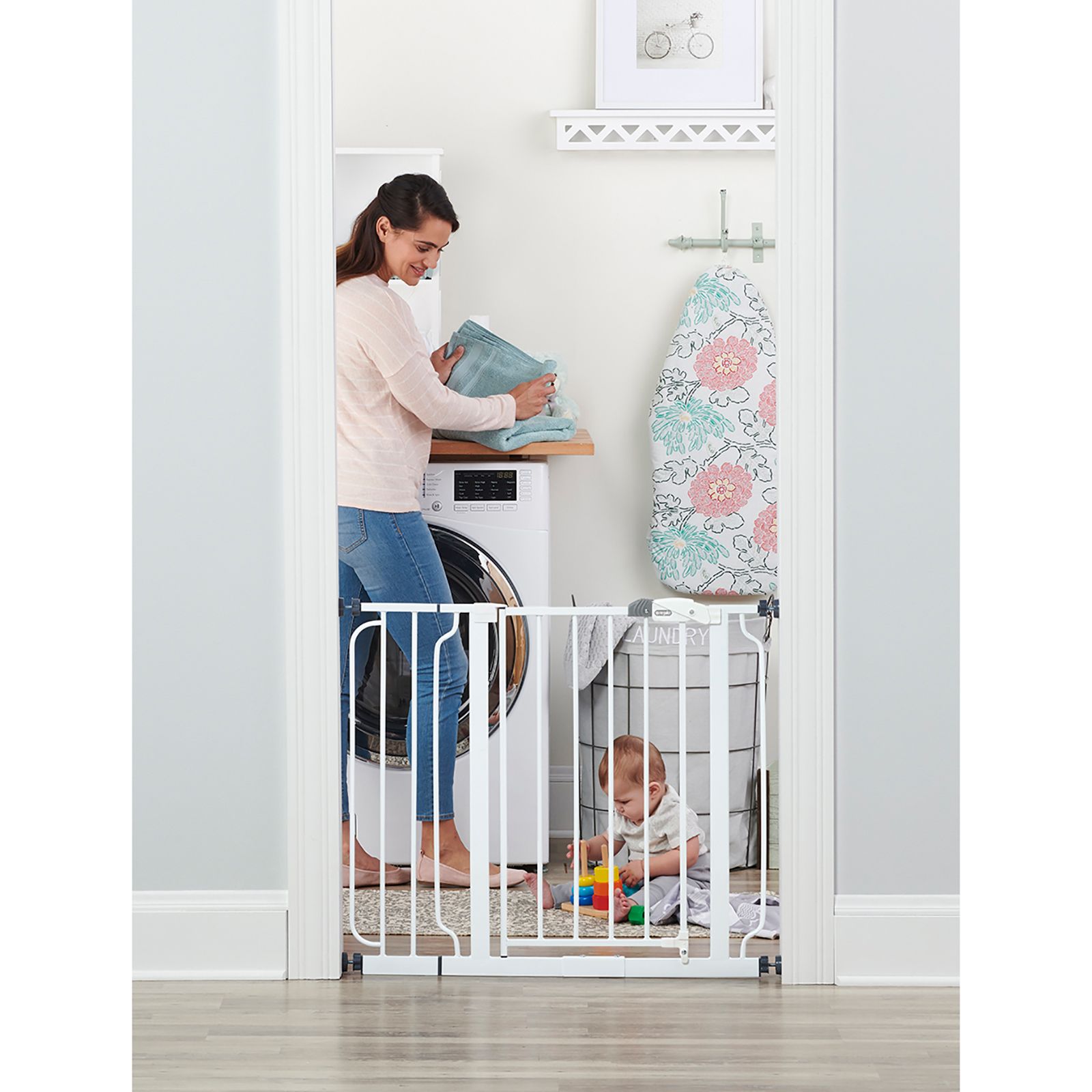 Easy Step® Extra Wide Safety Gate