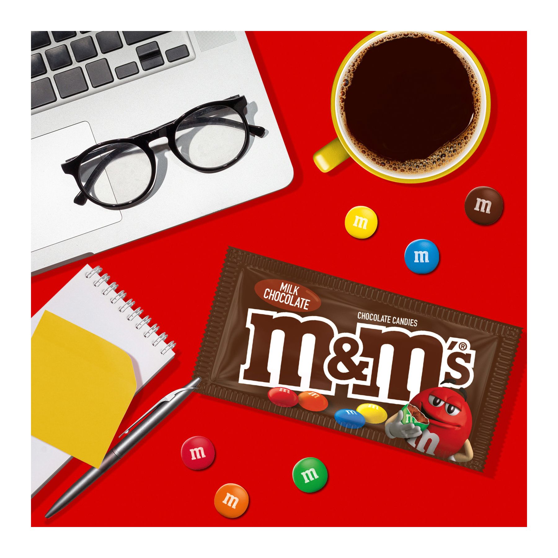 M&M'S Peanut Chocolate Candy, Full Size Bulk Candy, 48 ct./1.74 oz.