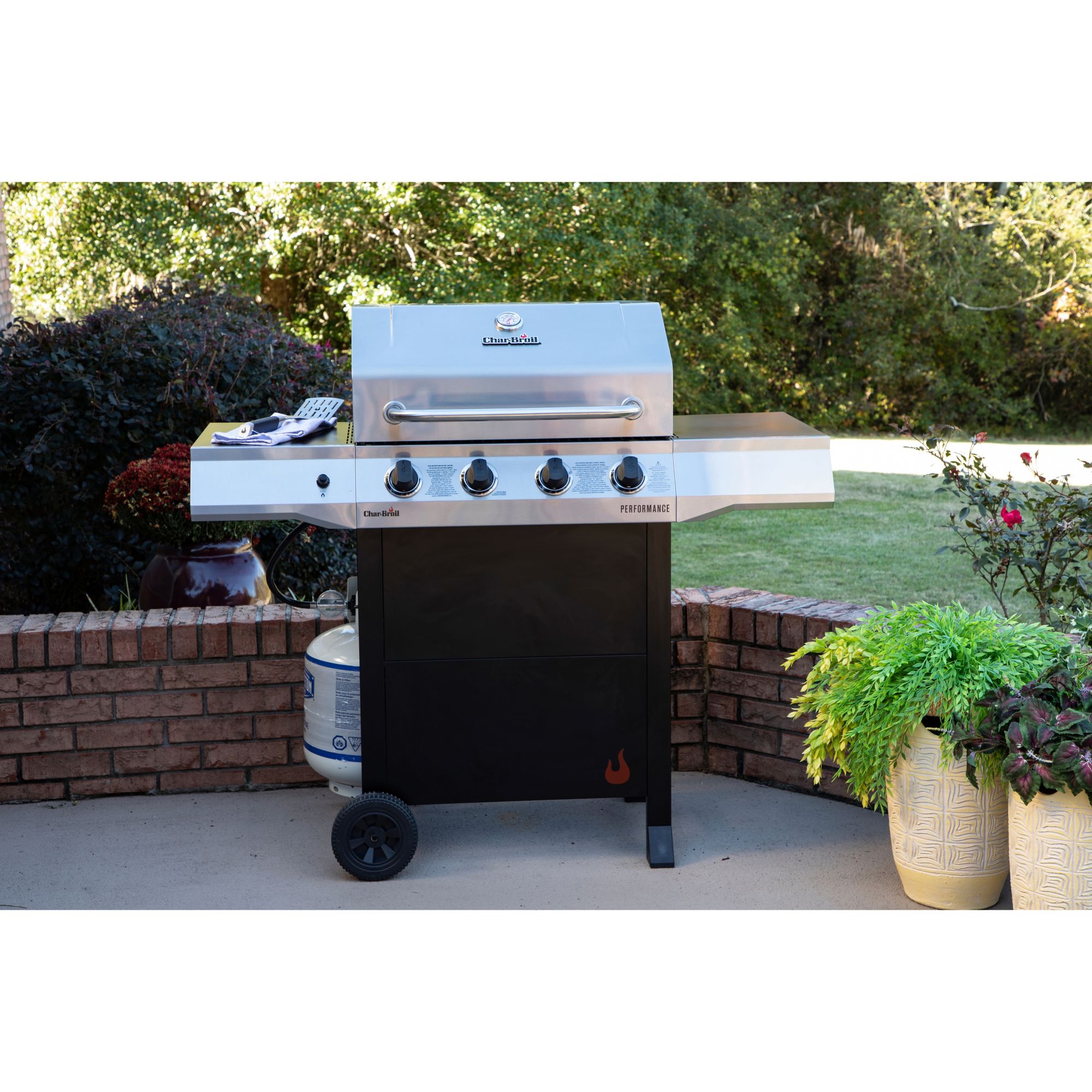 Char Broil Performance Series 4 Burner Gas Grill BJ s Wholesale Club