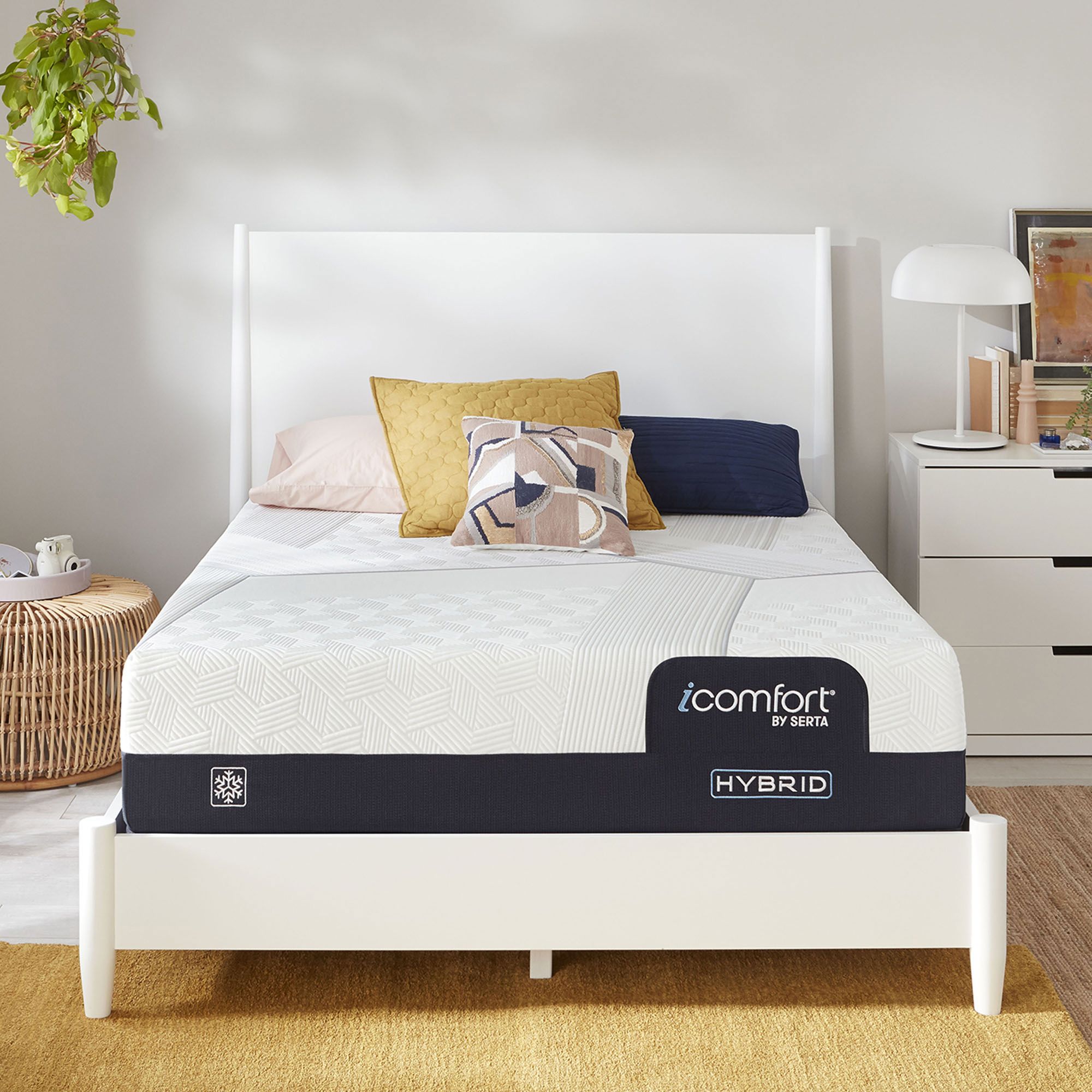 Serta iComfort CF1000 Hybrid Queen Size Mattress BJ s Wholesale Club