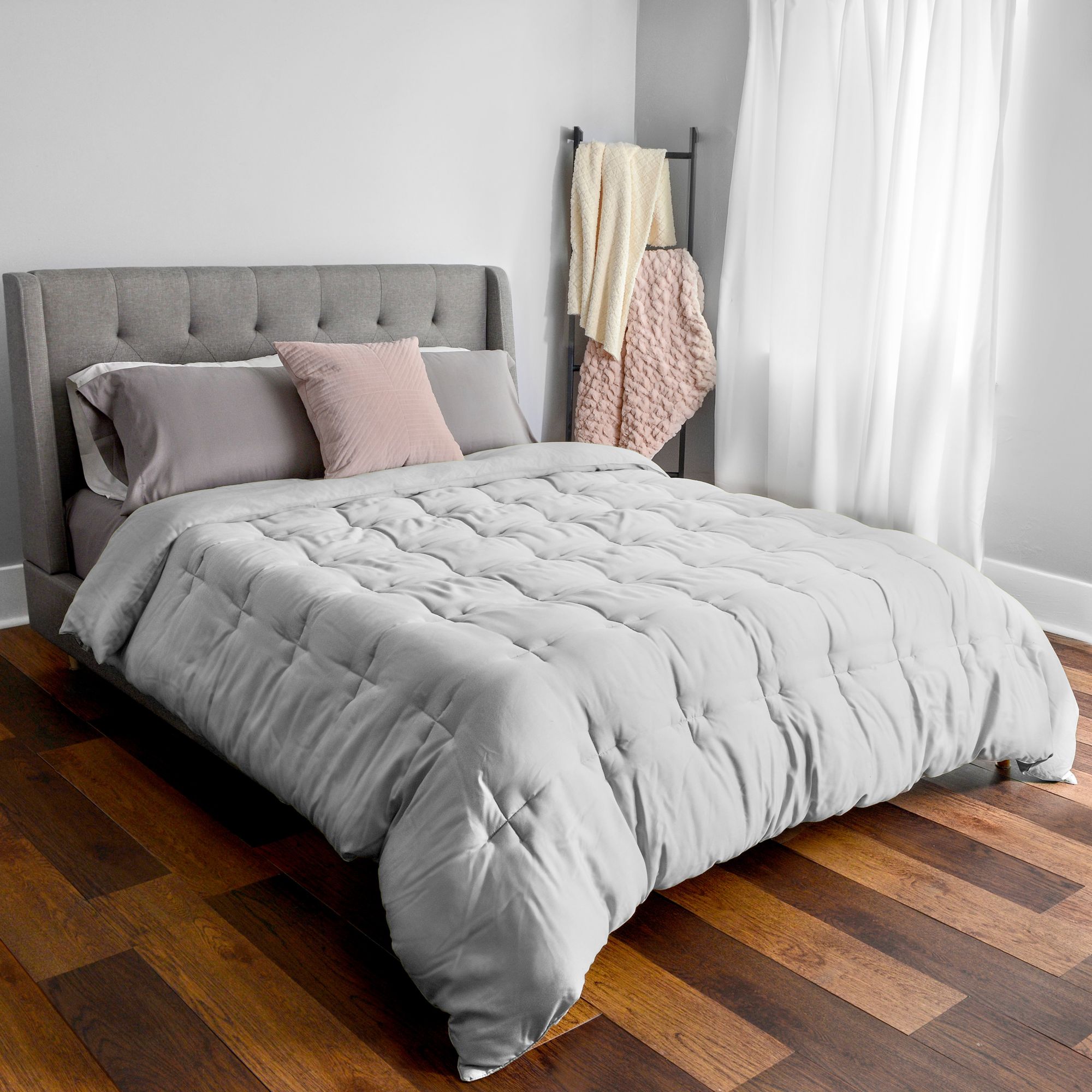 Tranquility BeComfy King Comforter - Gray