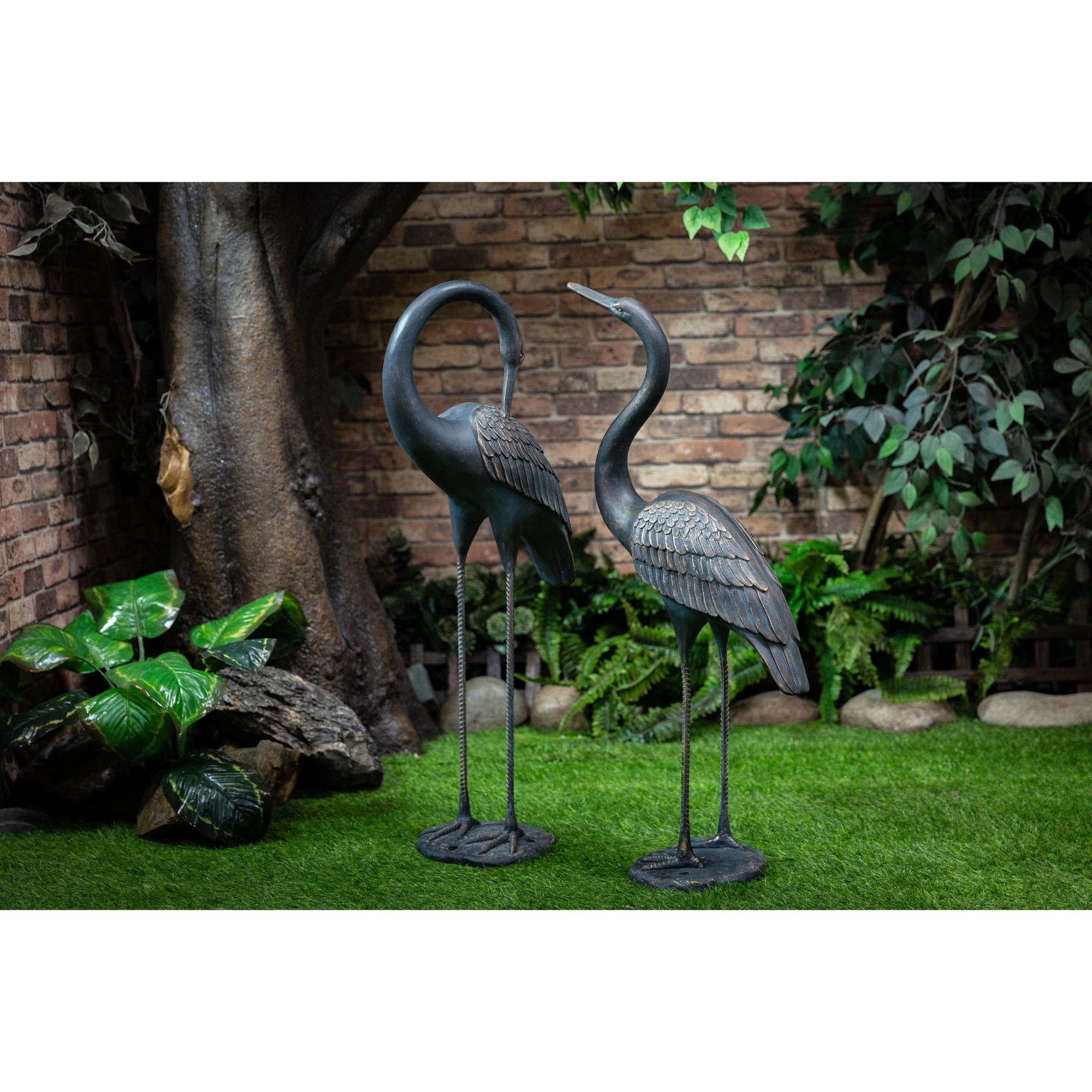 Garden Cranes Fasci Garden