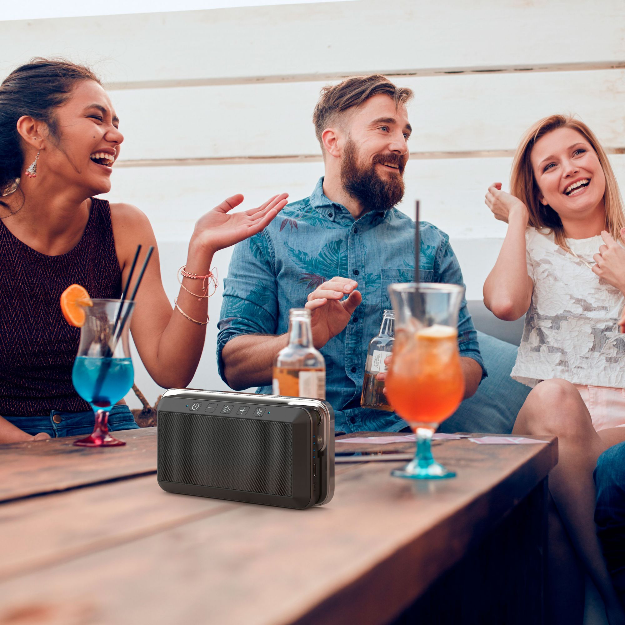 Atomi Magnetic Speaker with Wireless Charging