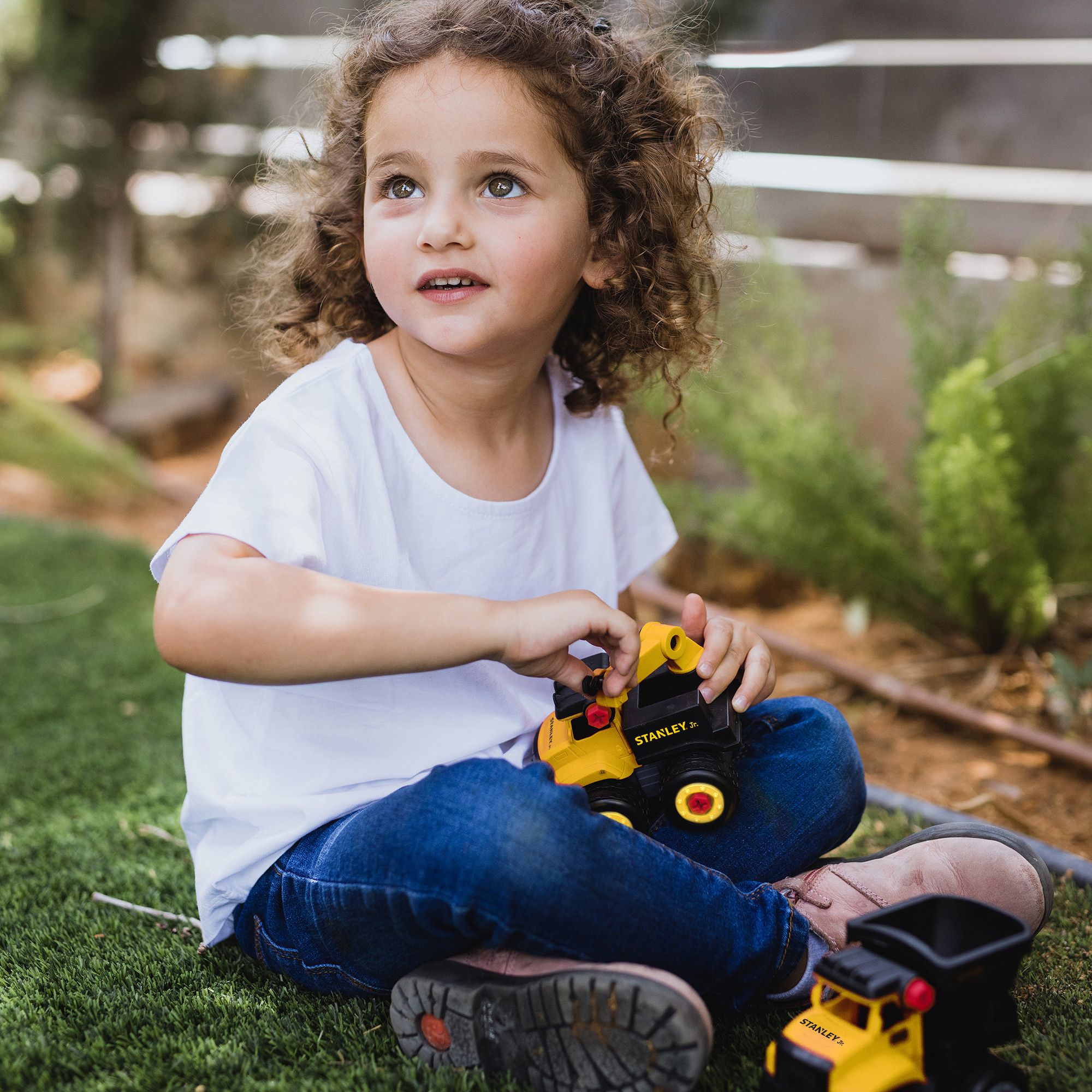 Stanley Jr. - Mini Trucks, 4 PC SET with Electric Drill