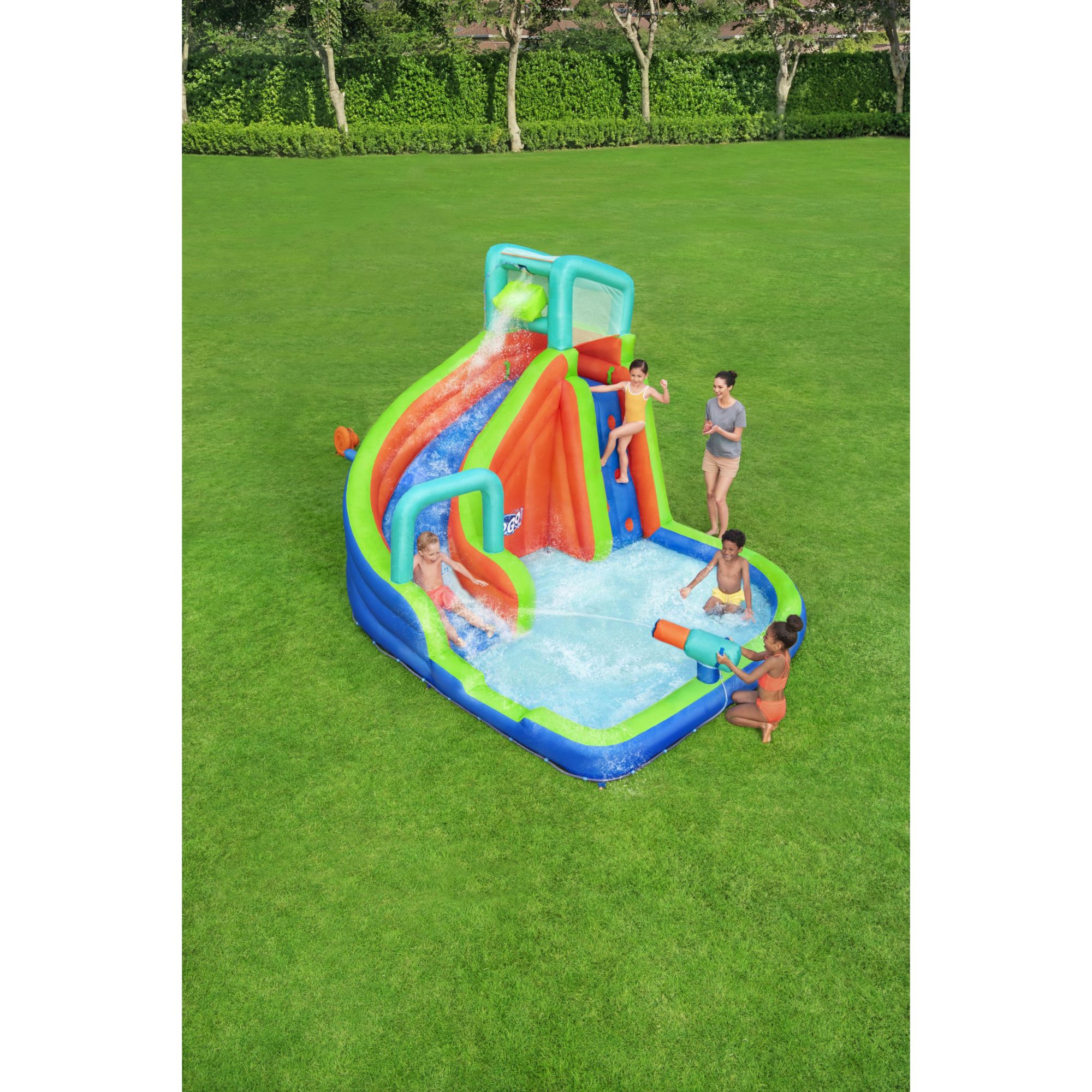 Wipe Zone, the Huge Inflatable Water Circuit