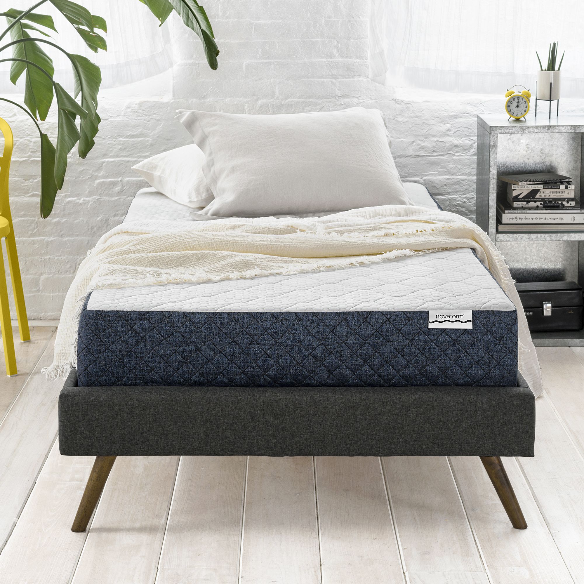 Novaform store king mattress