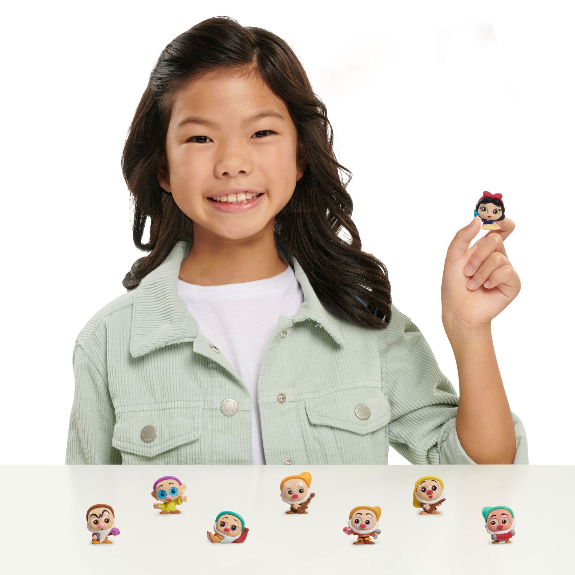  Just Play Disney Doorables Stitch Collection Peek, Officially  Licensed Kids Toys for Ages 5 Up : Clothing, Shoes & Jewelry