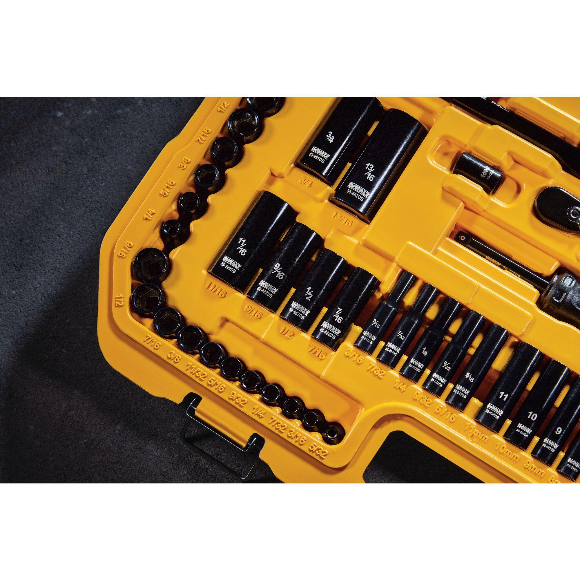 Dewalt 184 pc. Mechanics Set - Black Chrome | BJ's Wholesale Club