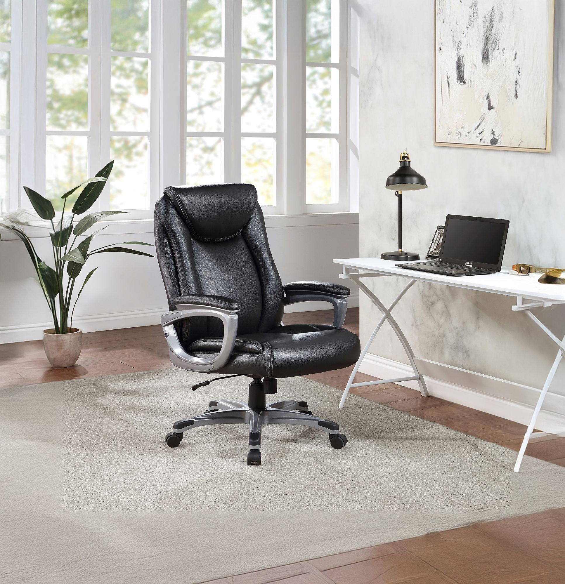 Berkley Jensen Executive Chair, Black