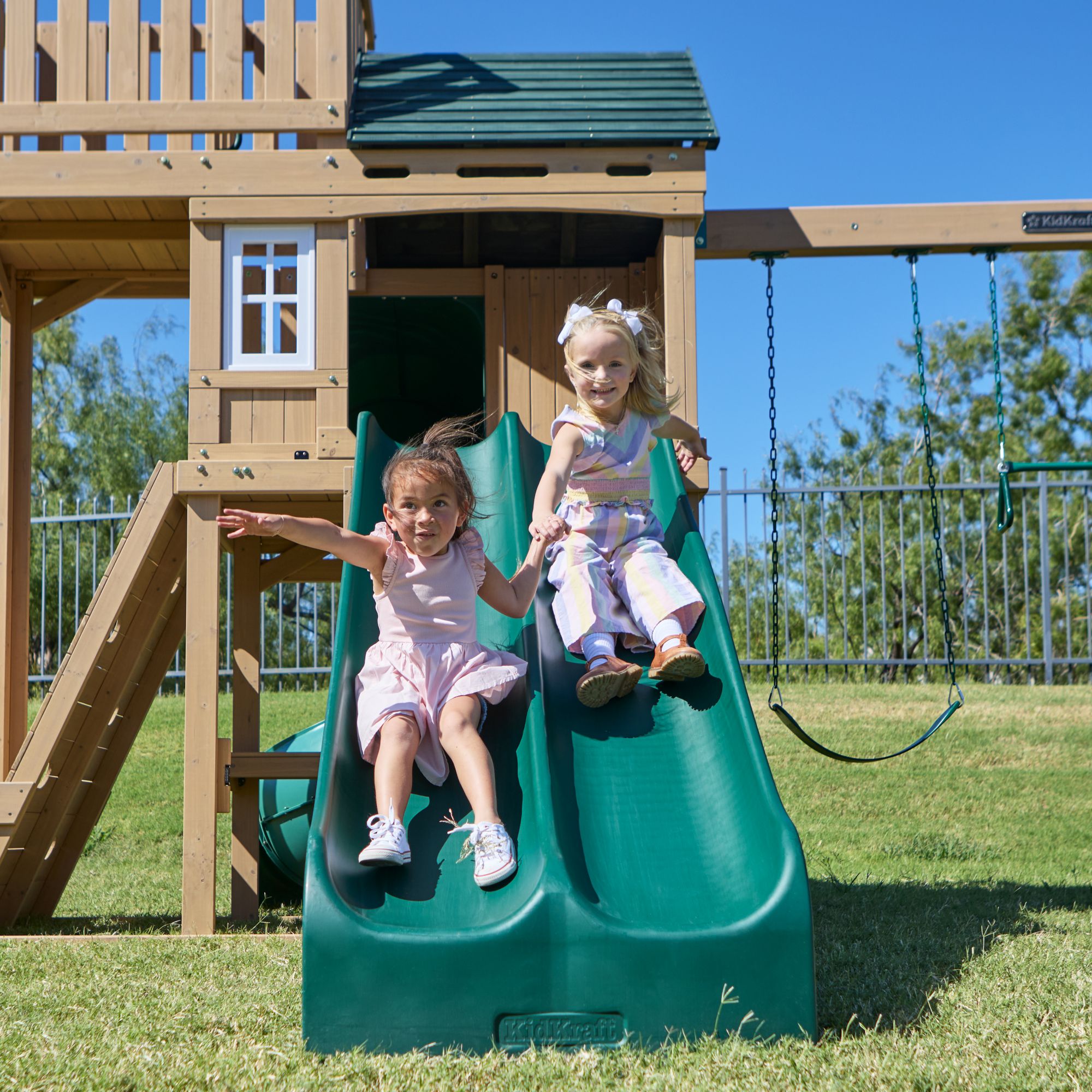 Kidkraft Falcon Nest Swing Set
