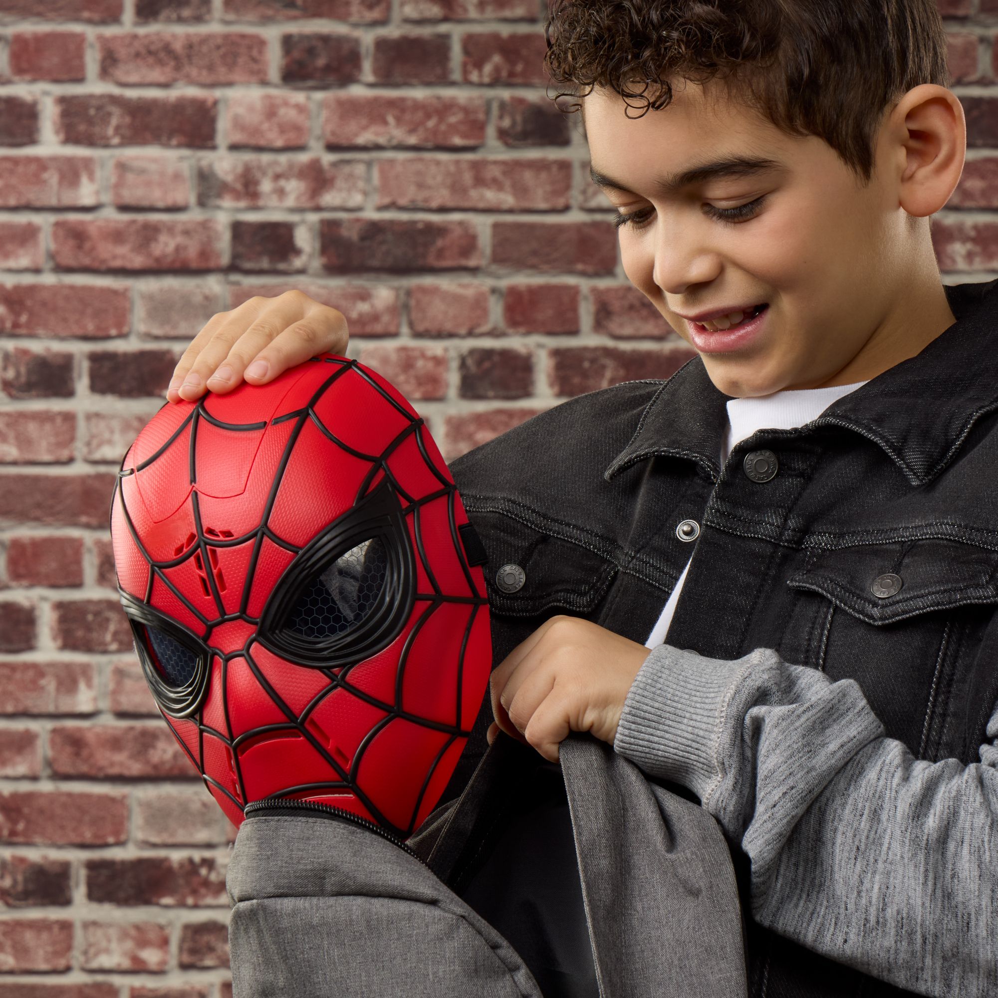 Marvel Spider-Man Wisecrackin Glow Mask