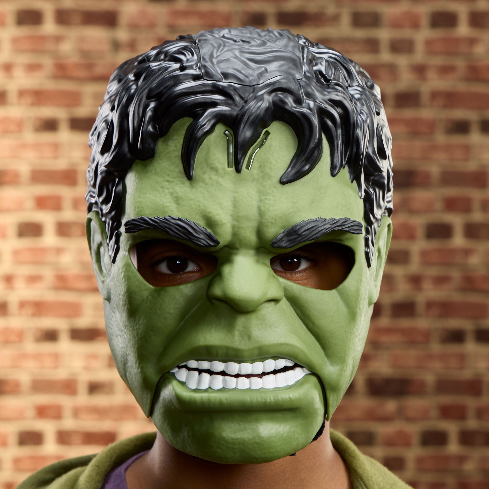 Marvel Savage Hulk Talkn Electronic Mask