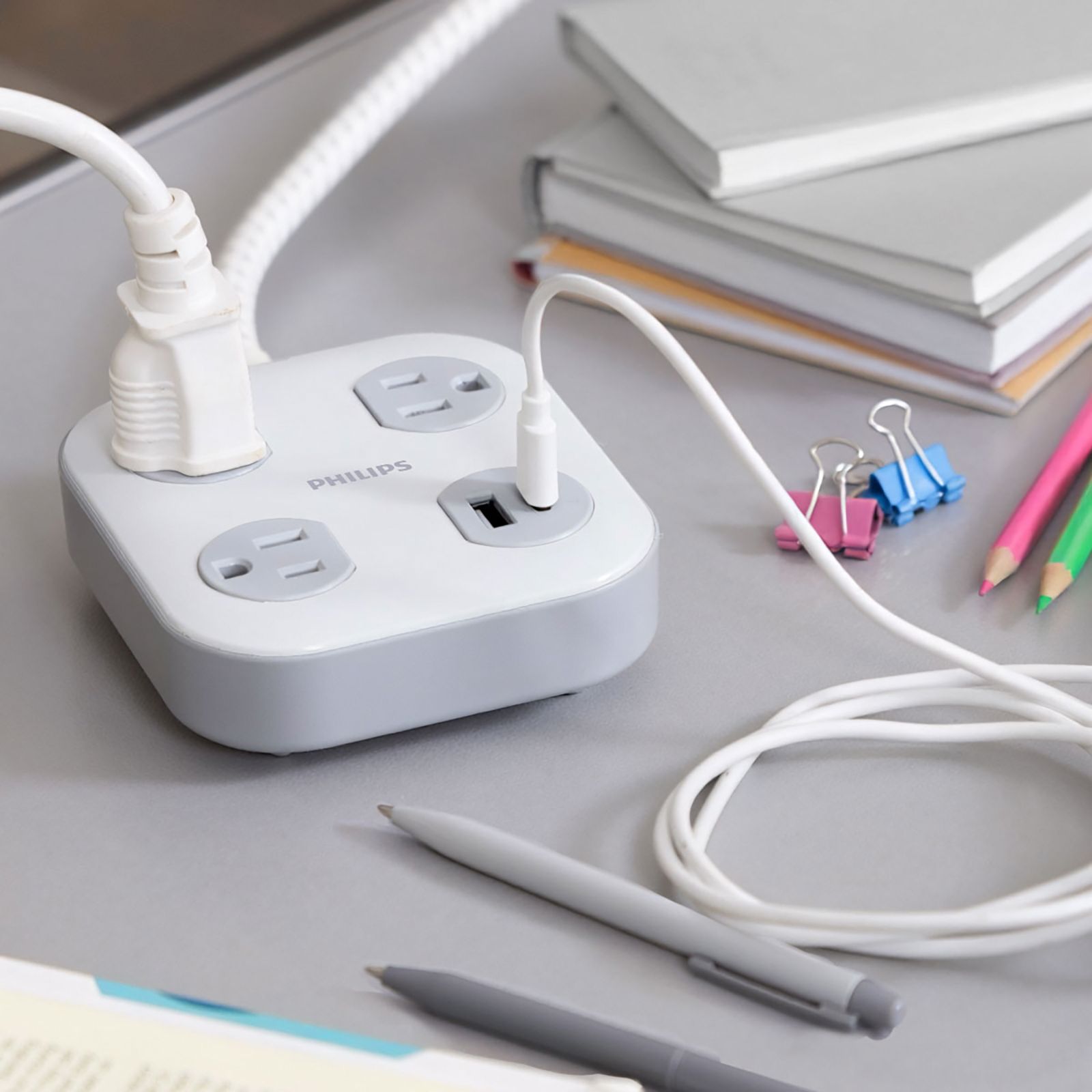 Philips - Surge Protector, 3 Grounded Outlets, 1 USB-A, 1 USB-C White/Grey