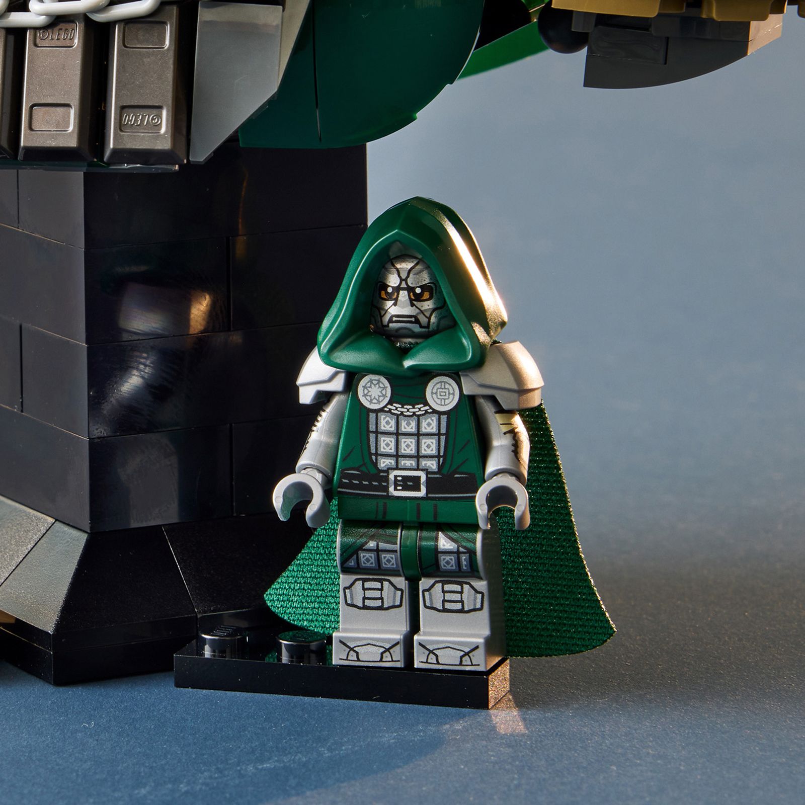 LEGO Marvel Doctor Doom Bust Building Set 76345